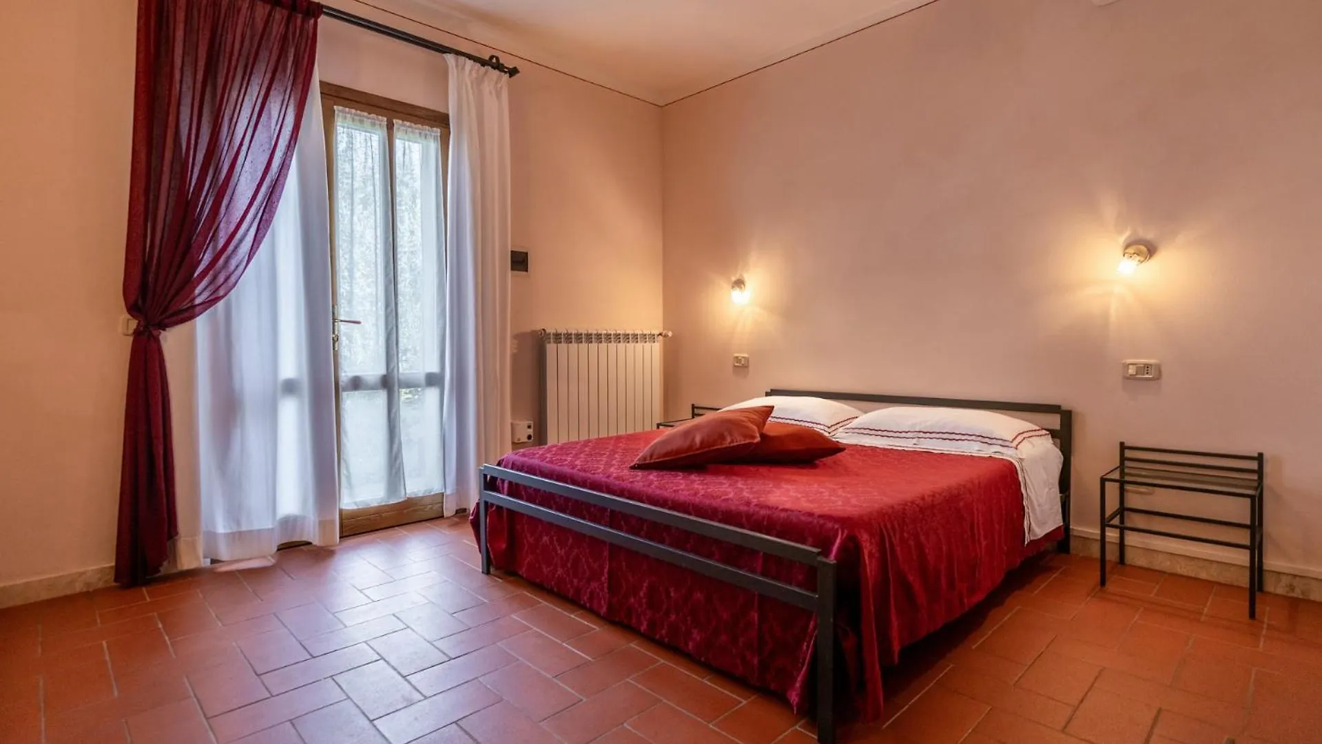 Bio Agriturismo I Lapi Catabbio Italy